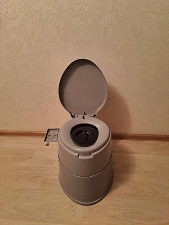 Продам, недорого, портативный переносной туалет