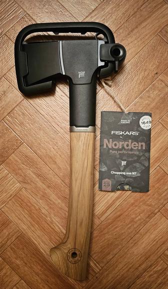 Продам топор Fiskars Norden N7