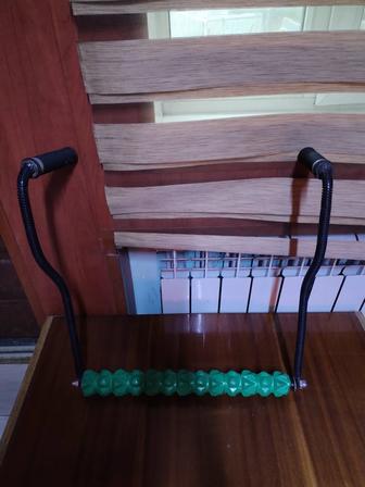 Массажный ролик