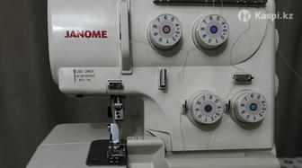 Продам оверлок Janome Magnolia