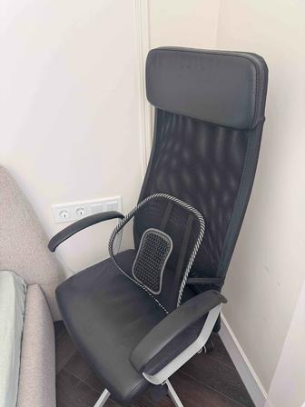 Продам рабочее кресло IKEA МАРКУС