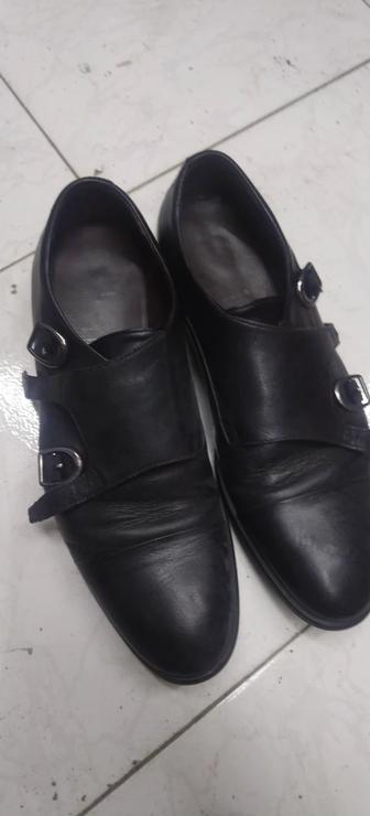 Продам мужские туфли 39р