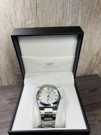 TISSOT Часы