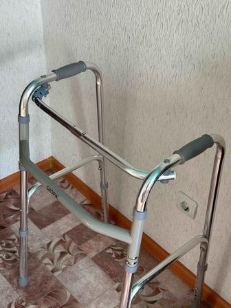 Продаются костыли и ходунок