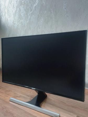 Samsung большой экран 24