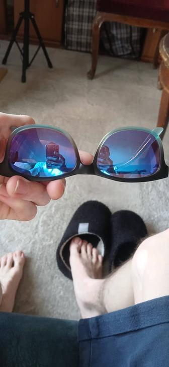 Продаю солнечные очки город Алматы