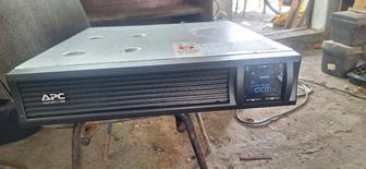 Источник бесперебойного питания 1500 кВт APC