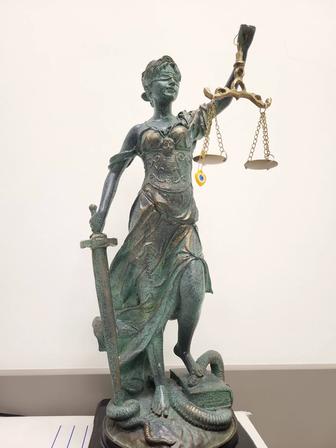 Юридическая помощь