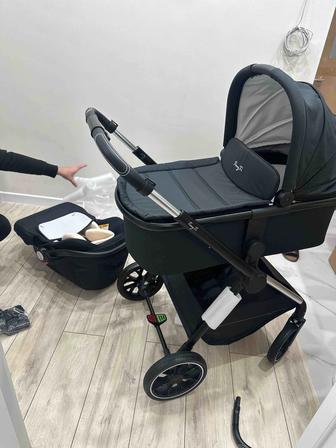 Продам коляску 3в1