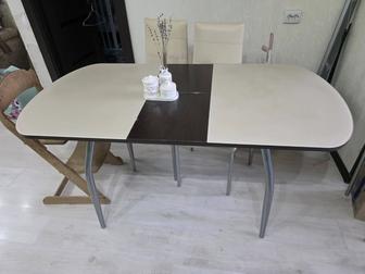Продаю обеденный стол