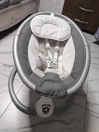 Продам шезлонг-электрокачелю