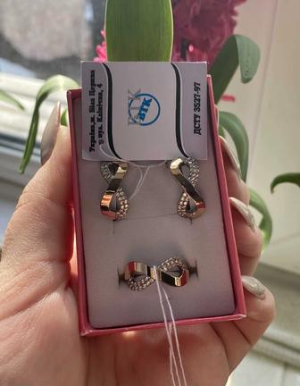 Продам ювелирный набор