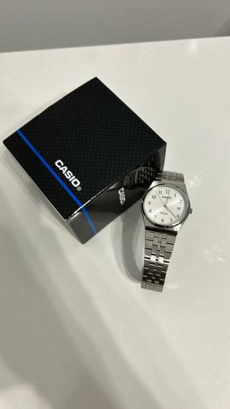 Часы Casio