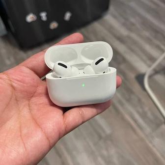 Продам наушники AirPods Pro