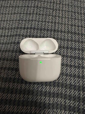 Original Кейс AirPods 4