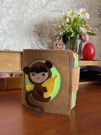 Книга из фетра