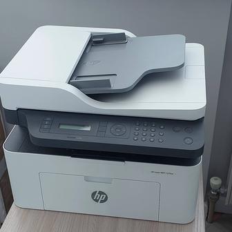 Принтер HP Laser MFP 137 fnw почти новый