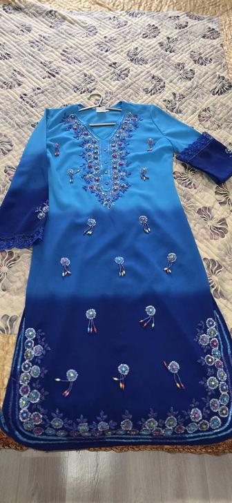 Индийское платье со ручной вышивкой