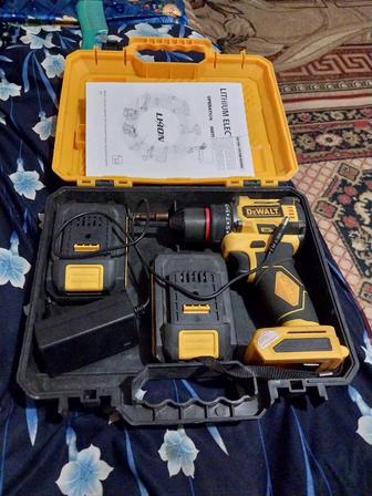 Продам шуруповерт DEWALT