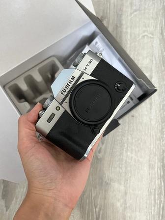 Продаю фотоаппарат Fujifilm xt-30