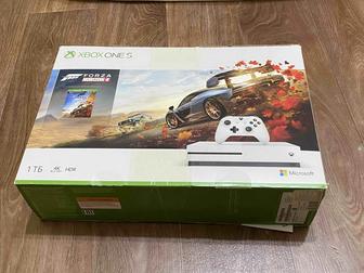 Приставка Xbox One S 1TB