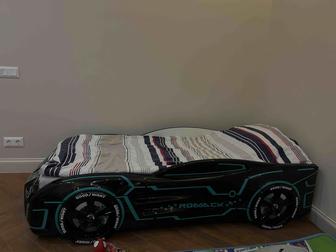 Кровать-машинка для мальчика