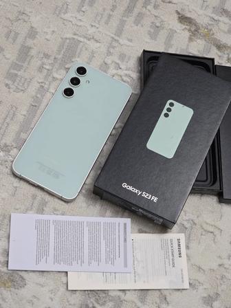 Продам Samsung S23fe 128 gb mint green