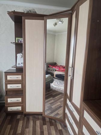 Спальный гарнитур