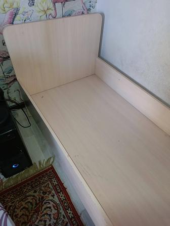 Продам кровать