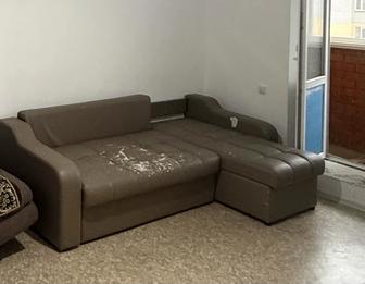 Отдам диван