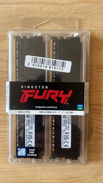 Оперативная память на ПК Kingston DDR4