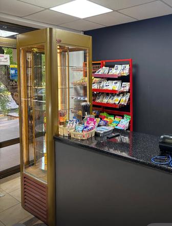 Продается витрина для десертов