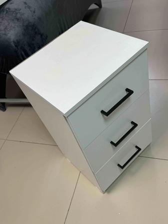 Помощник/комод для наращивания ресниц