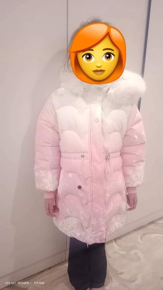 Продам зимнию куртку и осенние пальто на девочку 6-7 лет