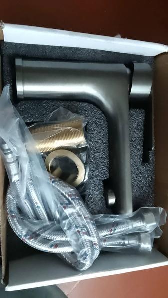 Смеситель для раковины