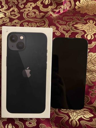 Продам iPhone 13 с оригинальным проводом