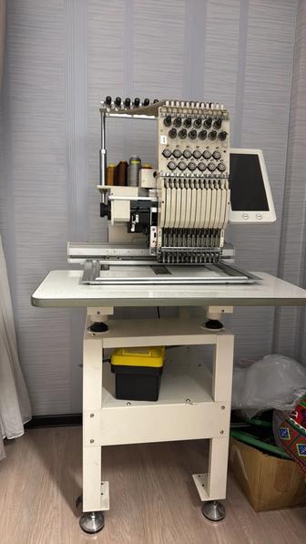 Промышленная вышывальный станок