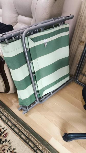 Раскладушка б/у в хорошем состоянии