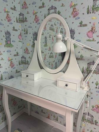 Продам зеркало для девочки или девушки. В отличном состоянии