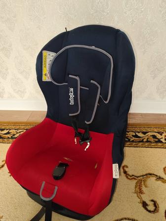 Продам автокресло в хорошем состоянии