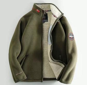 Теплая демисезонная мужская куртка из флиса и овечьей шерсти