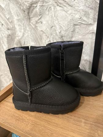 Детские угги. Натуралка. 23 размер