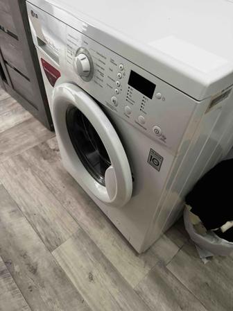 Стиральная машинка LG 6 кг