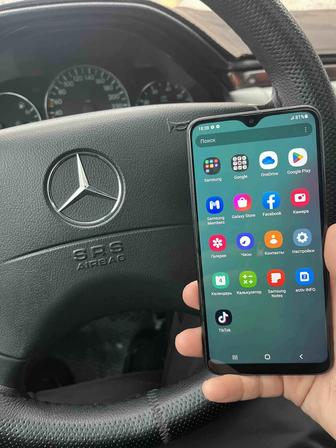 Продается Samsung Galaxy A10