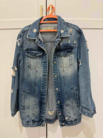 Продаю джинсовку в S размере