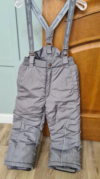 Детские зимние штаны-комбинезон утепленные на 3-4 год, лямки съемные