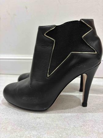 Valentino ботильоны в идеальном состоянии 37-38 оригинал