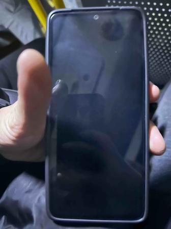 Продаю телефон Редми