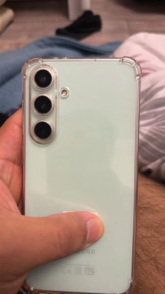 Продам Самсунг с 24