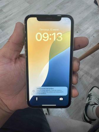 Продам айфон 11